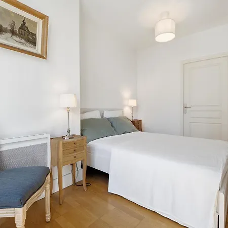 1br - 100m From Promenade Des - Ac Apartman *
